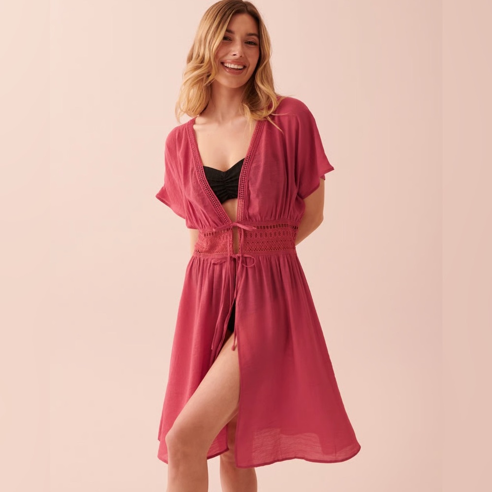 (🆂) Cut-out Caftan with Crochet Detail | 𝐥𝐚 𝐕𝐢𝐞 𝐞𝐧 𝐑𝐨𝐬𝐞